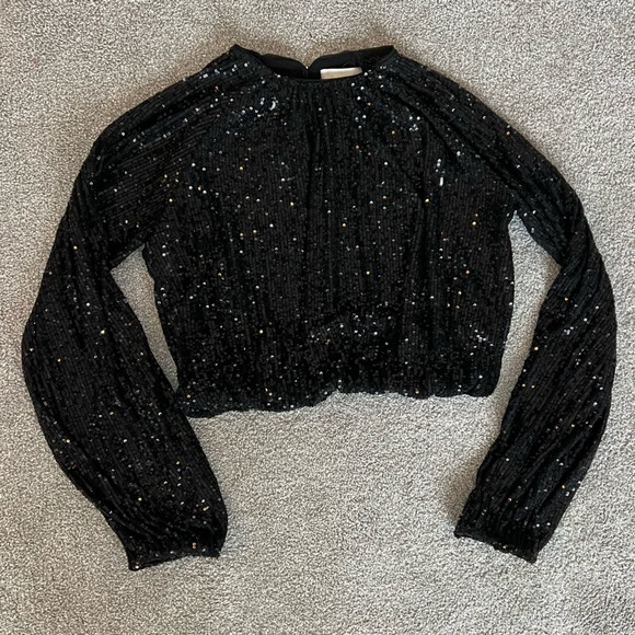 H&M Cropped Sequin Crop Top Size XS - Picture 1 of 6